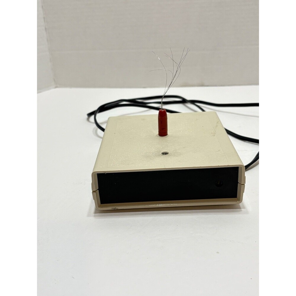 Comtech Research IG-133 Negative Ion Generator Air Purifier Plasma Desktop USA